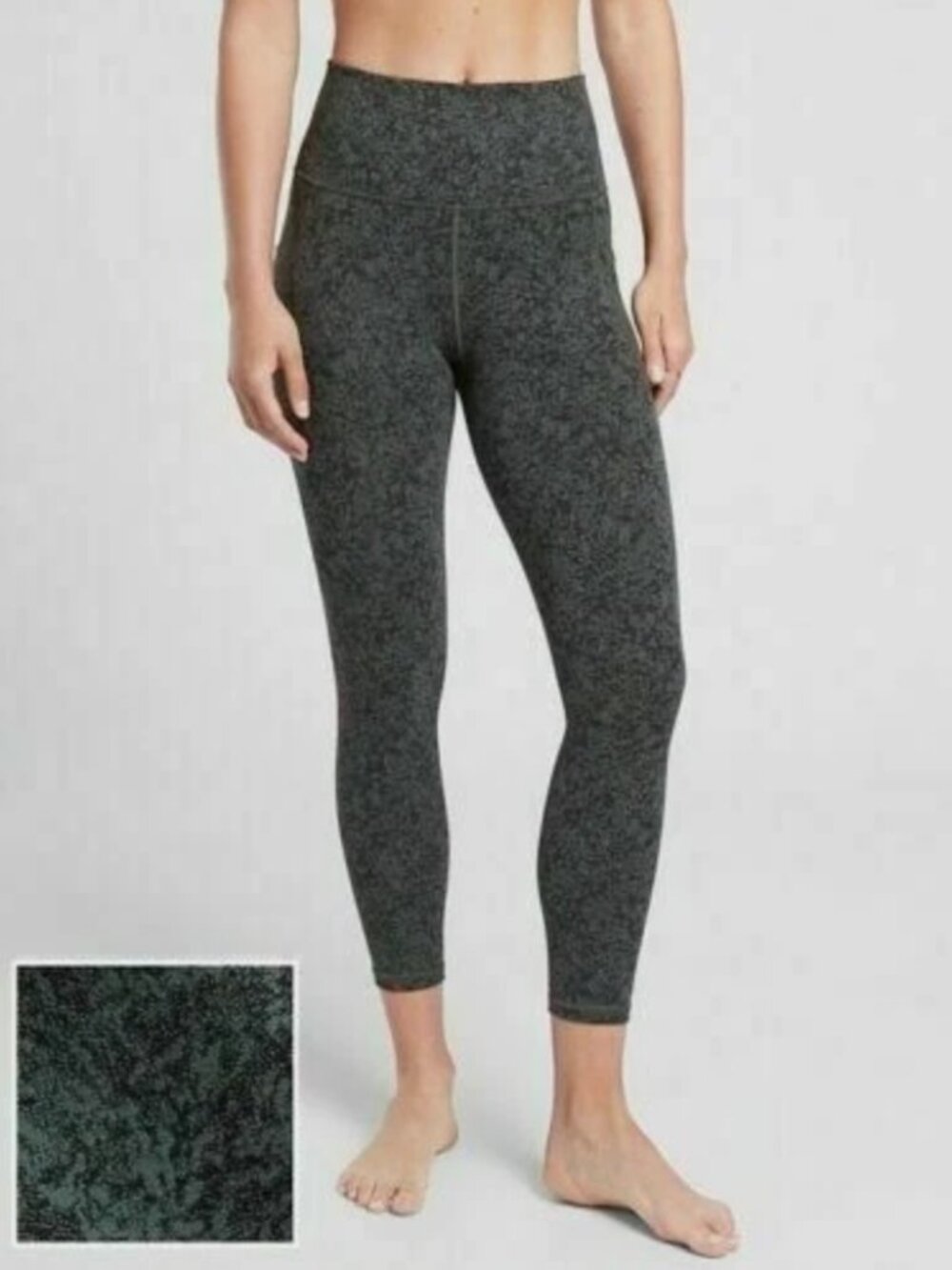 ATHLETA Salutation Stash Pocket II Textured 7/8 Tight-Size MTall- Bali Green